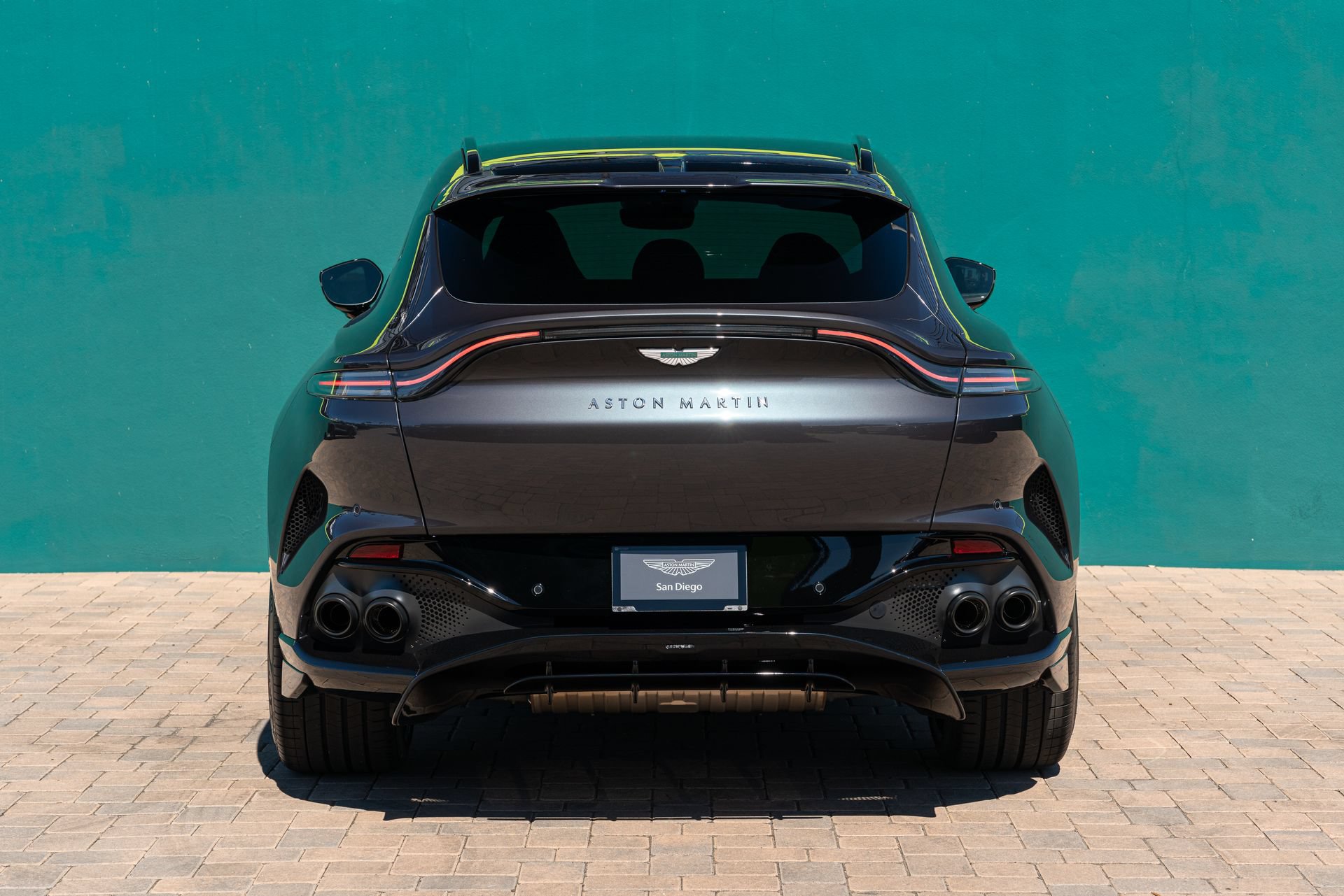 Used 2025 Aston Martin DBX 707 AWD/4WD image 6