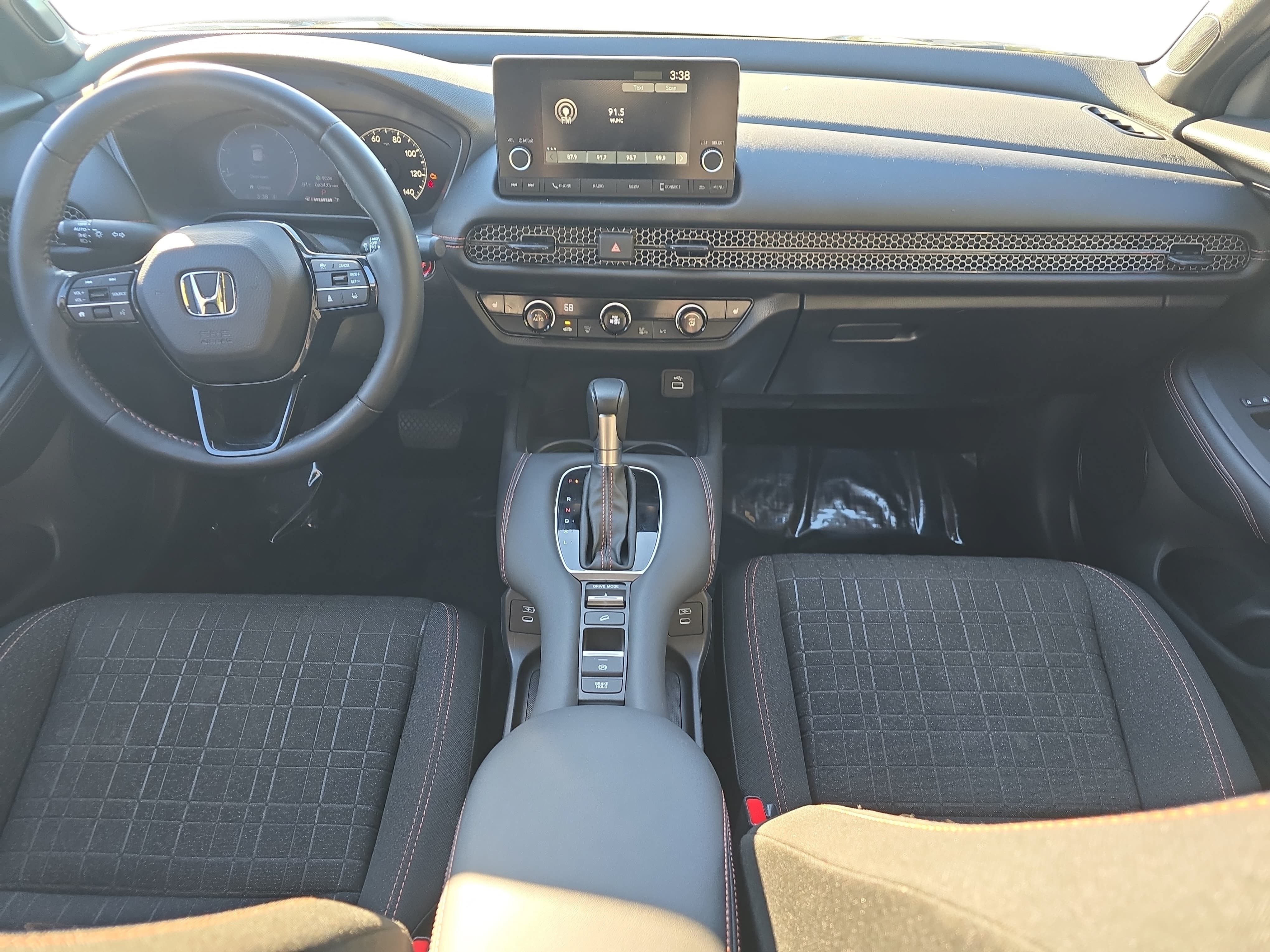 Used 2024 Honda HR-V Sport image 9