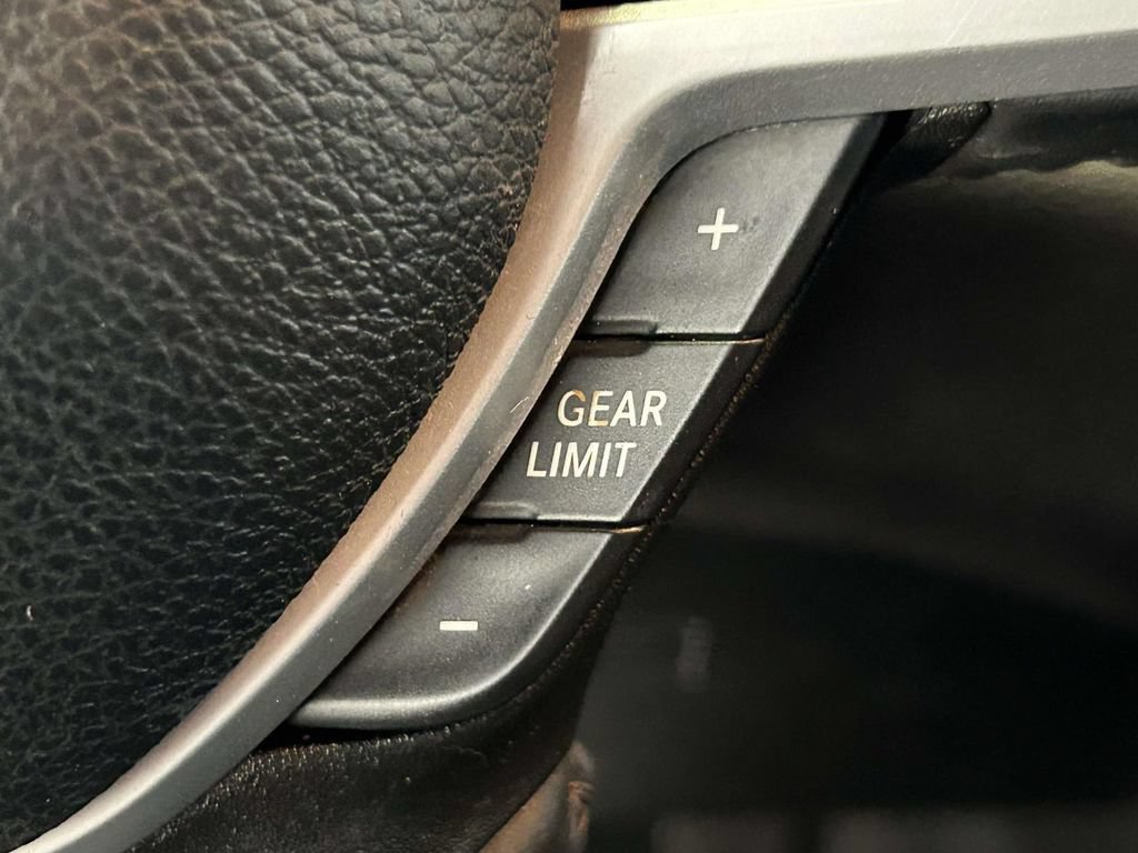 Used 2024 RAM 2500 Big Horn w/ Off Road Package AWD/4WD image 31