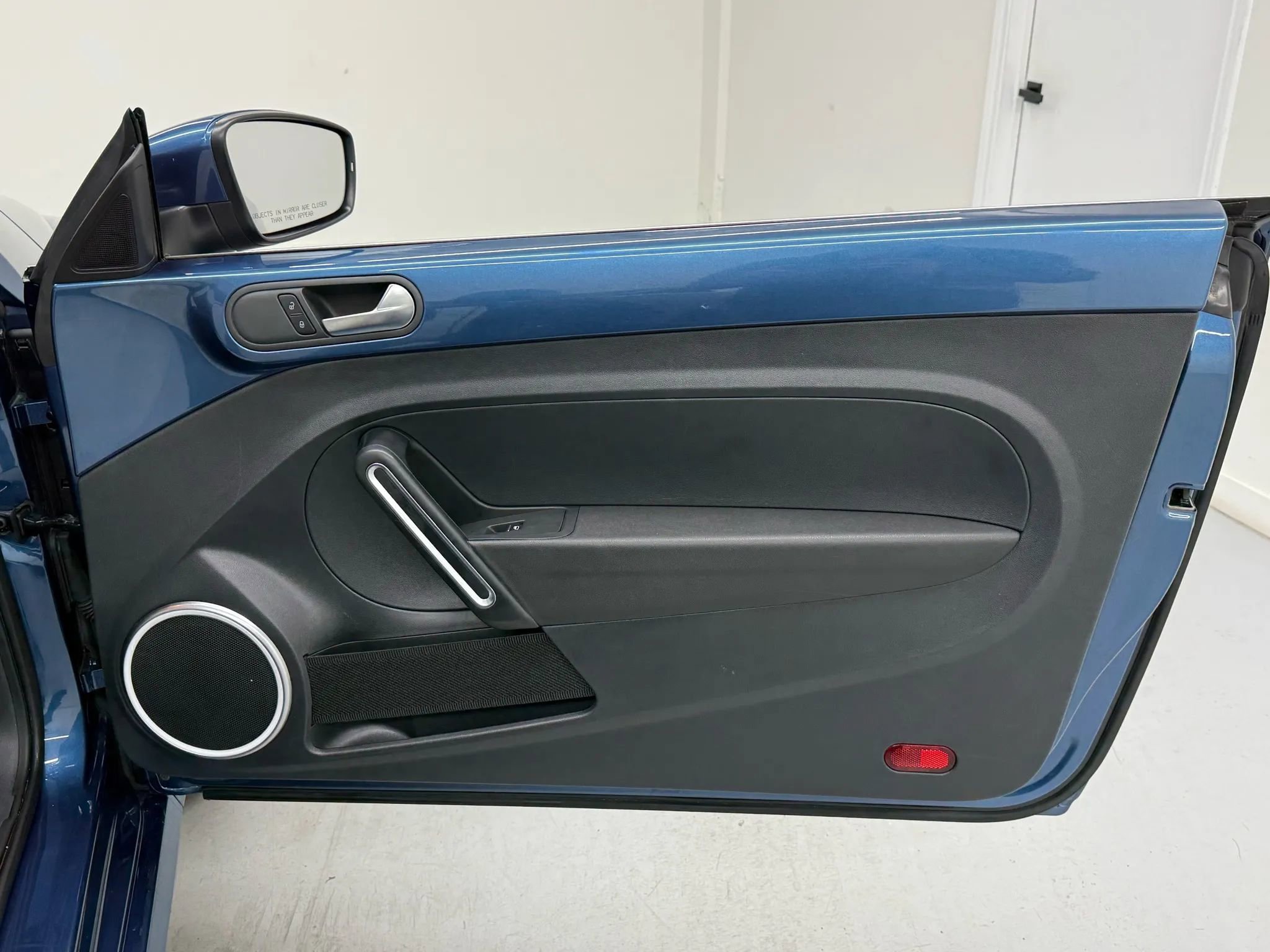 Used 2017 Volkswagen Beetle 1.8T S image 16