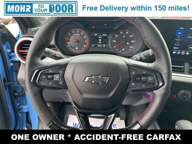 Used 2024 Chevrolet Trax RS w/ Sunroof Package image 12