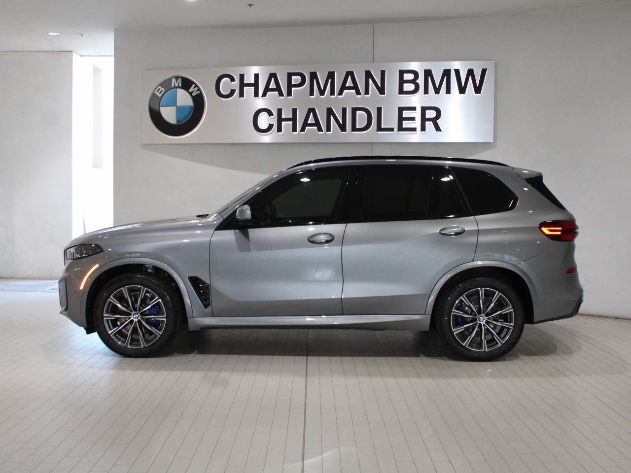 Used 2026 BMW X5 sDrive40i RWD image 3