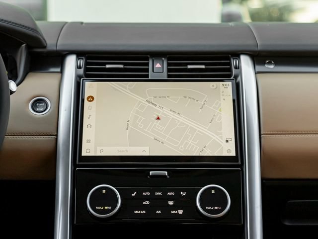 Certified 2025 Land Rover Discovery Metropolitan Edition AWD/4WD image 18
