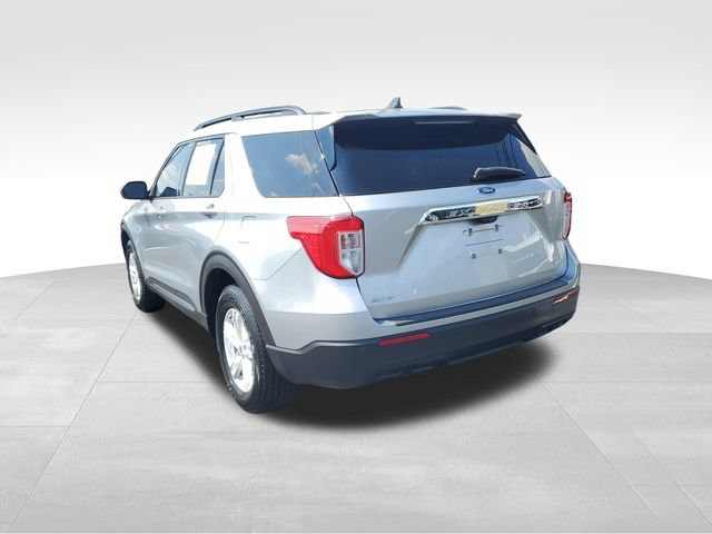 Used 2021 Ford Explorer XLT AWD/4WD image 6