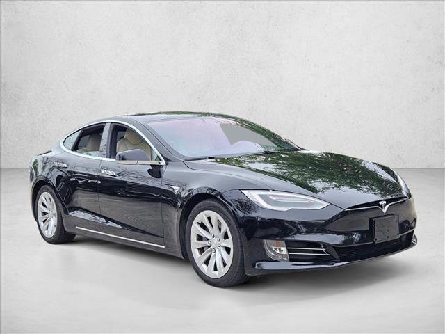 Used 2020 Tesla Model S Long Range Plus image 3