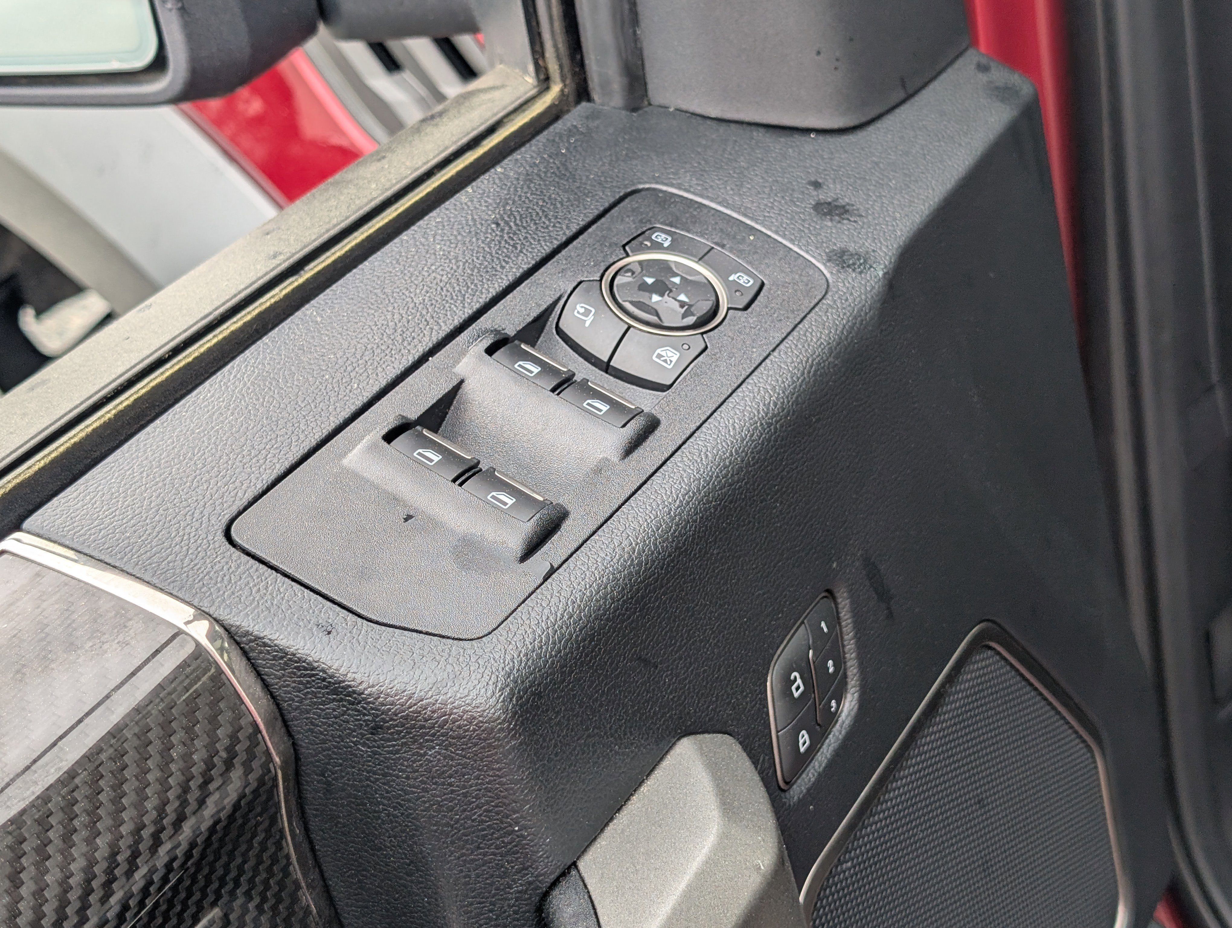 Certified 2019 Ford F150 Raptor w/ Equipment Group 802A Luxury image 19