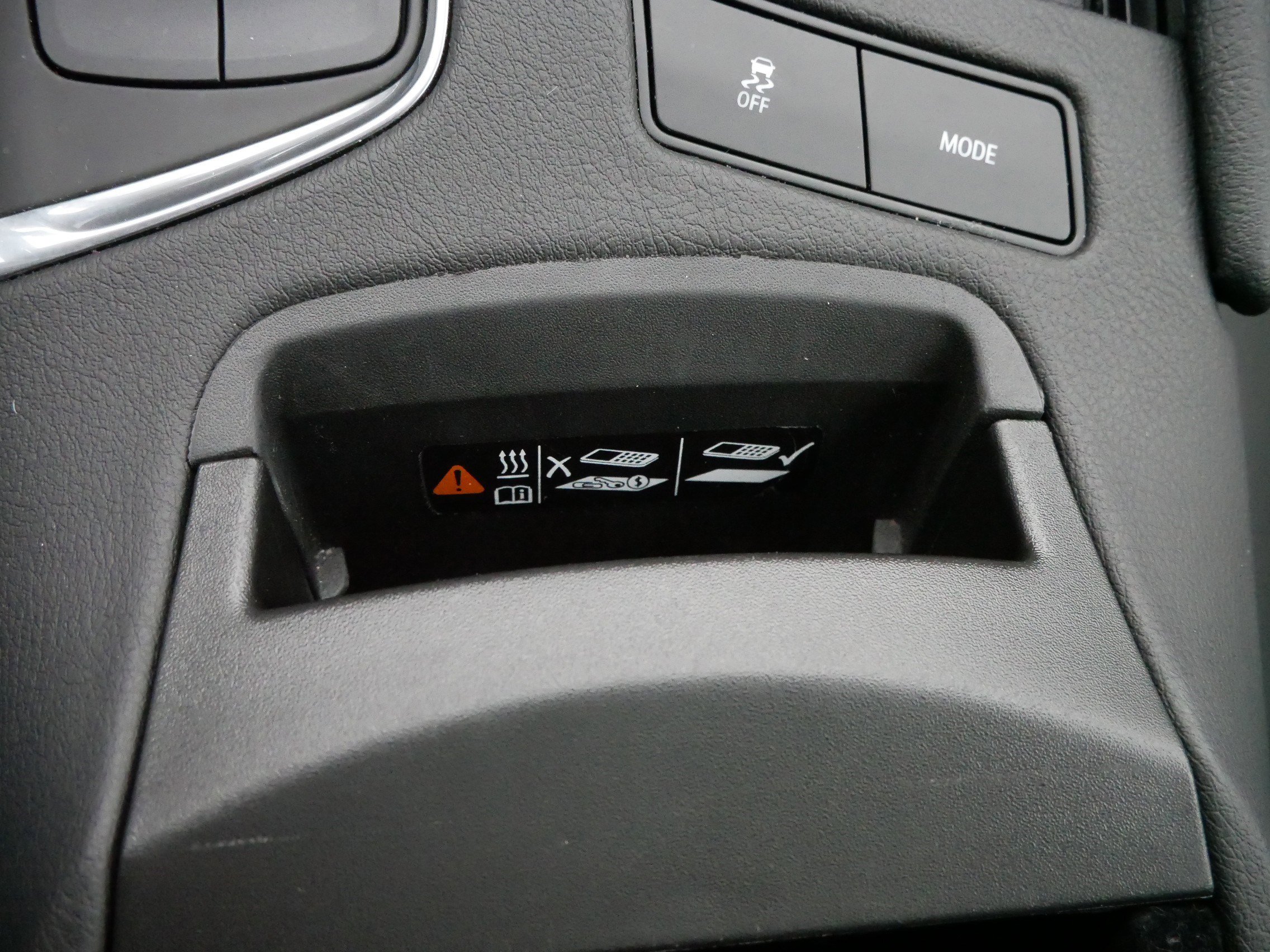 Certified 2025 Cadillac XT6 Premium Luxury image 37