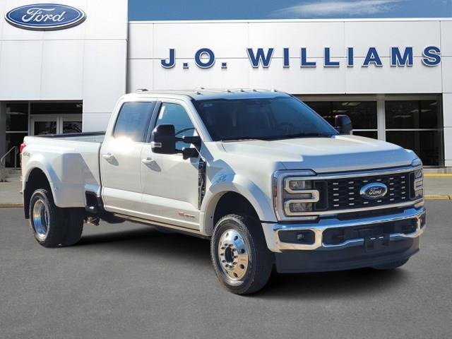 New 2026 Ford F450 Lariat image 1