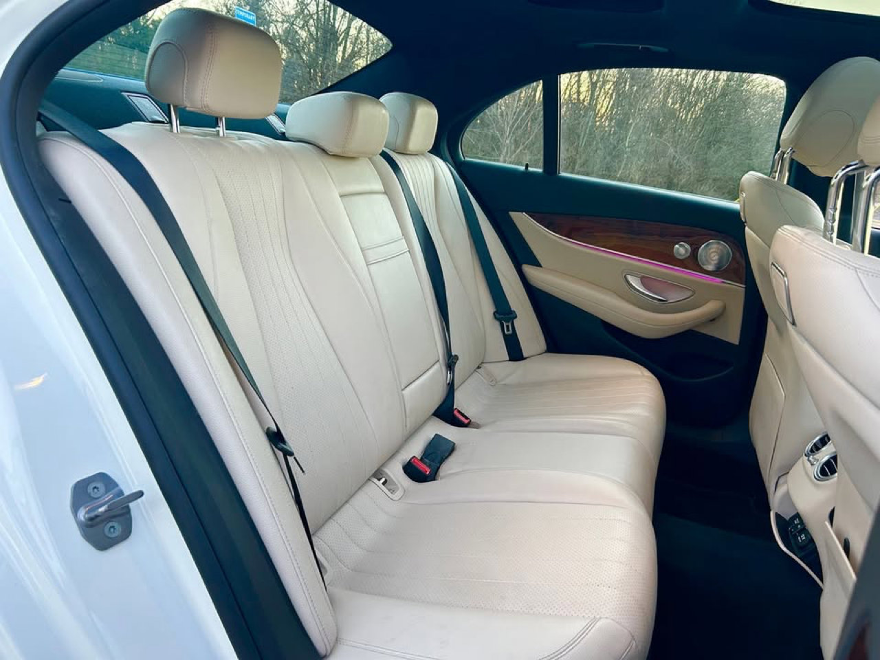 Used 2017 Mercedes-Benz E 300 image 19