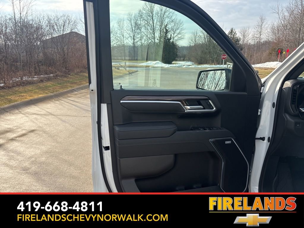 New 2026 Chevrolet Silverado 1500 RST w/ Redline Edition image 13