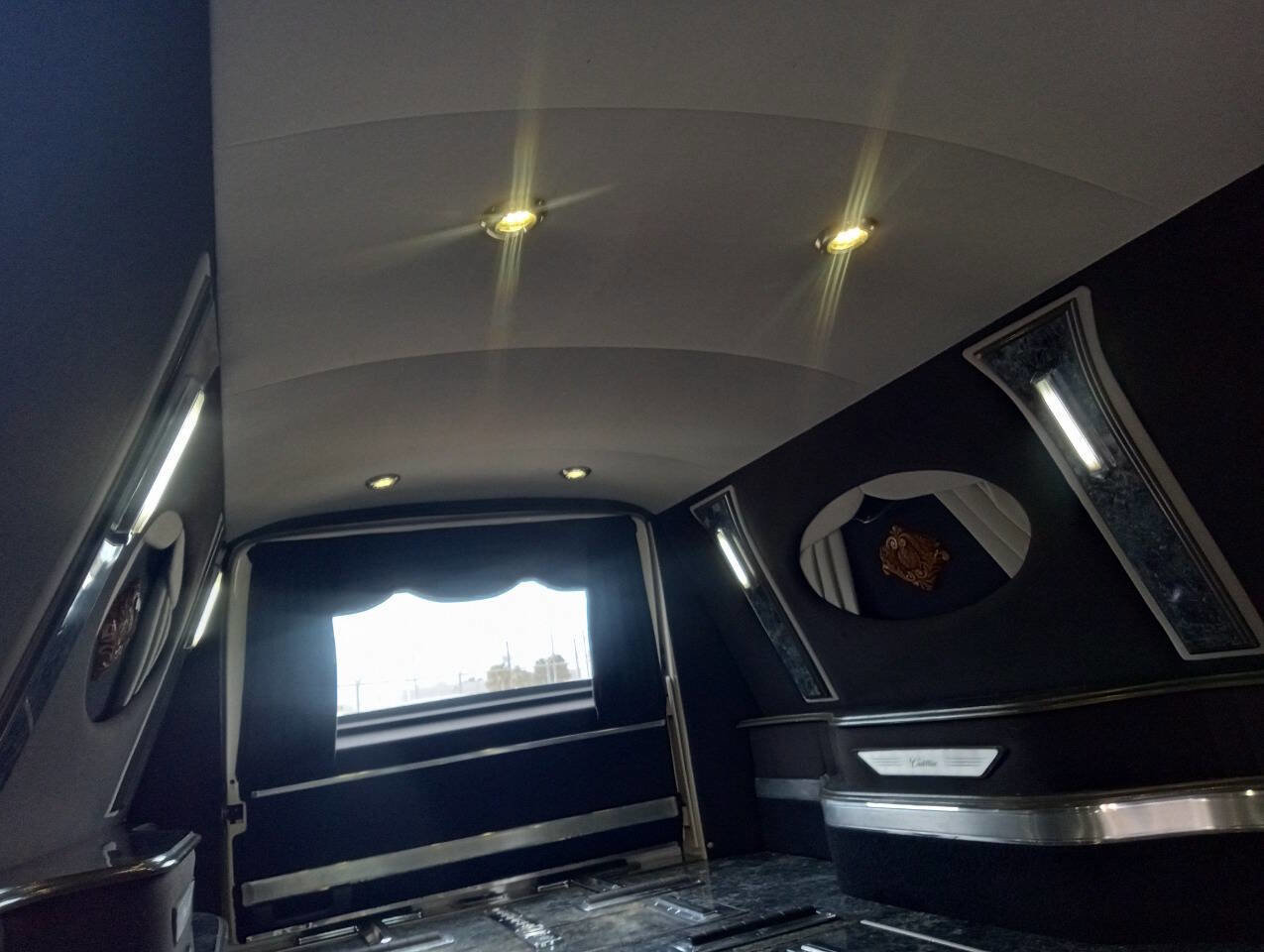 Used 2011 Cadillac DTS Limousine image 13