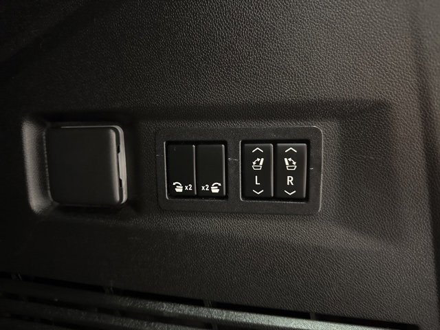 Certified 2021 Chevrolet Tahoe High Country w/ Premium Package image 11