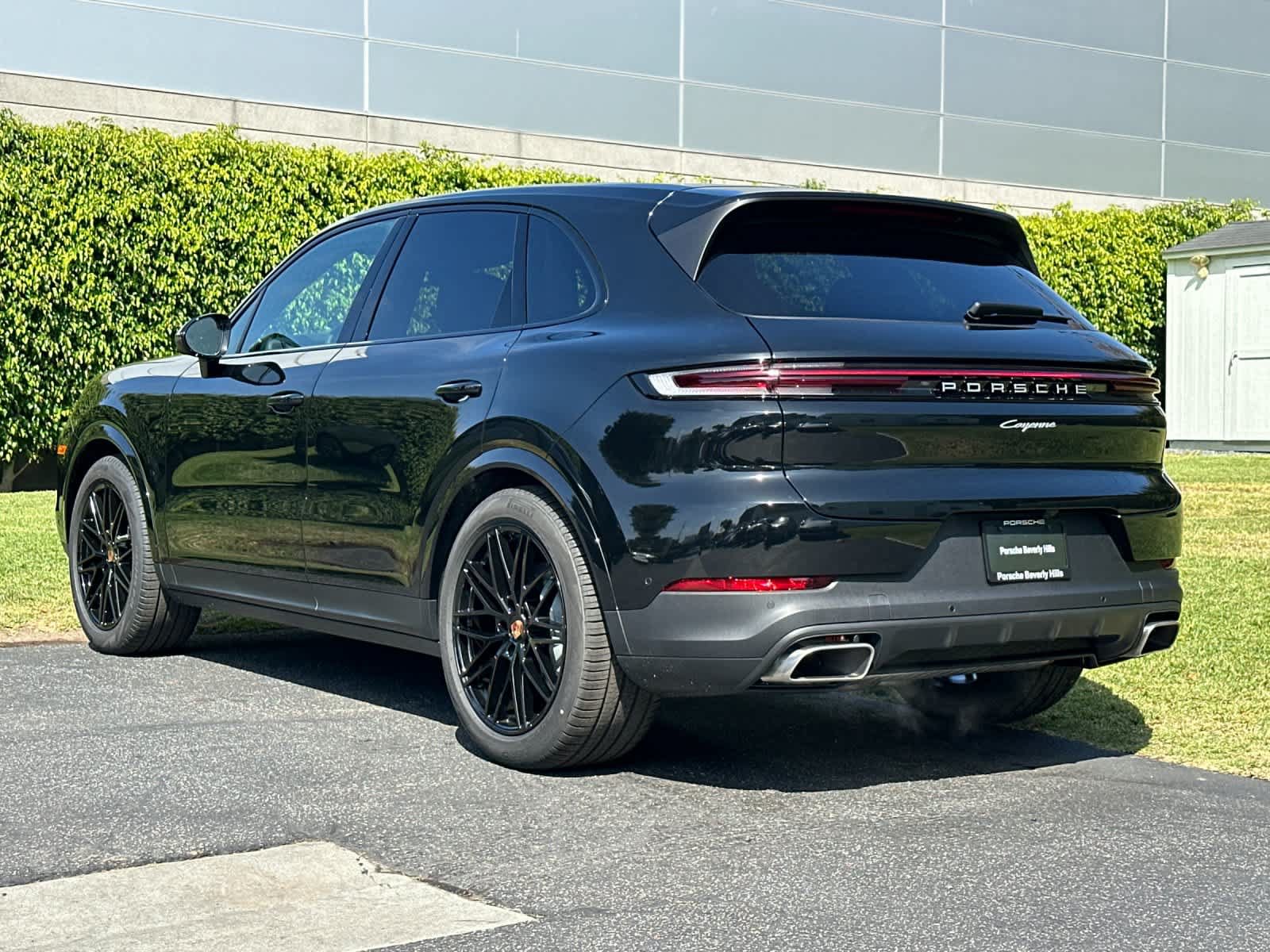 New 2026 Porsche Cayenne AWD/4WD image 3