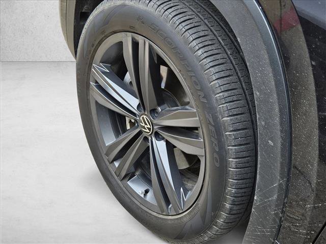 Used 2021 Volkswagen Atlas Cross Sport SE image 13