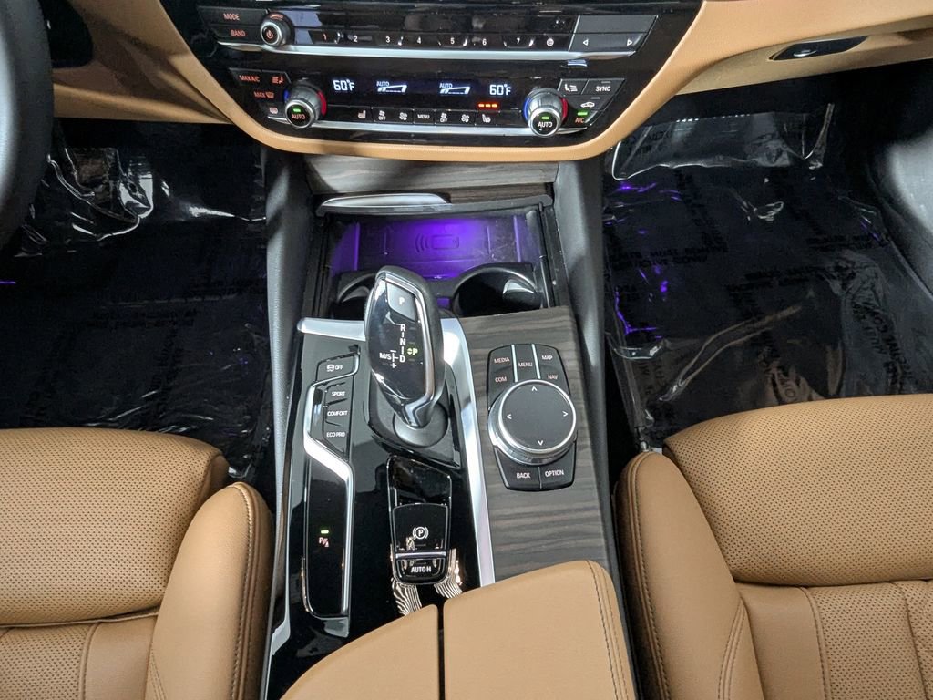Certified 2023 BMW 530i xDrive w/ Premium Package AWD/4WD image 38