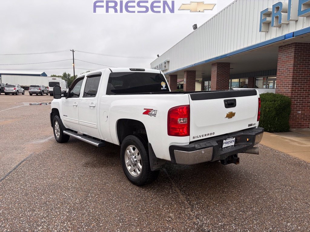Used 2013 Chevrolet Silverado 3500 LTZ w/ LTZ Plus Package AWD/4WD image 3