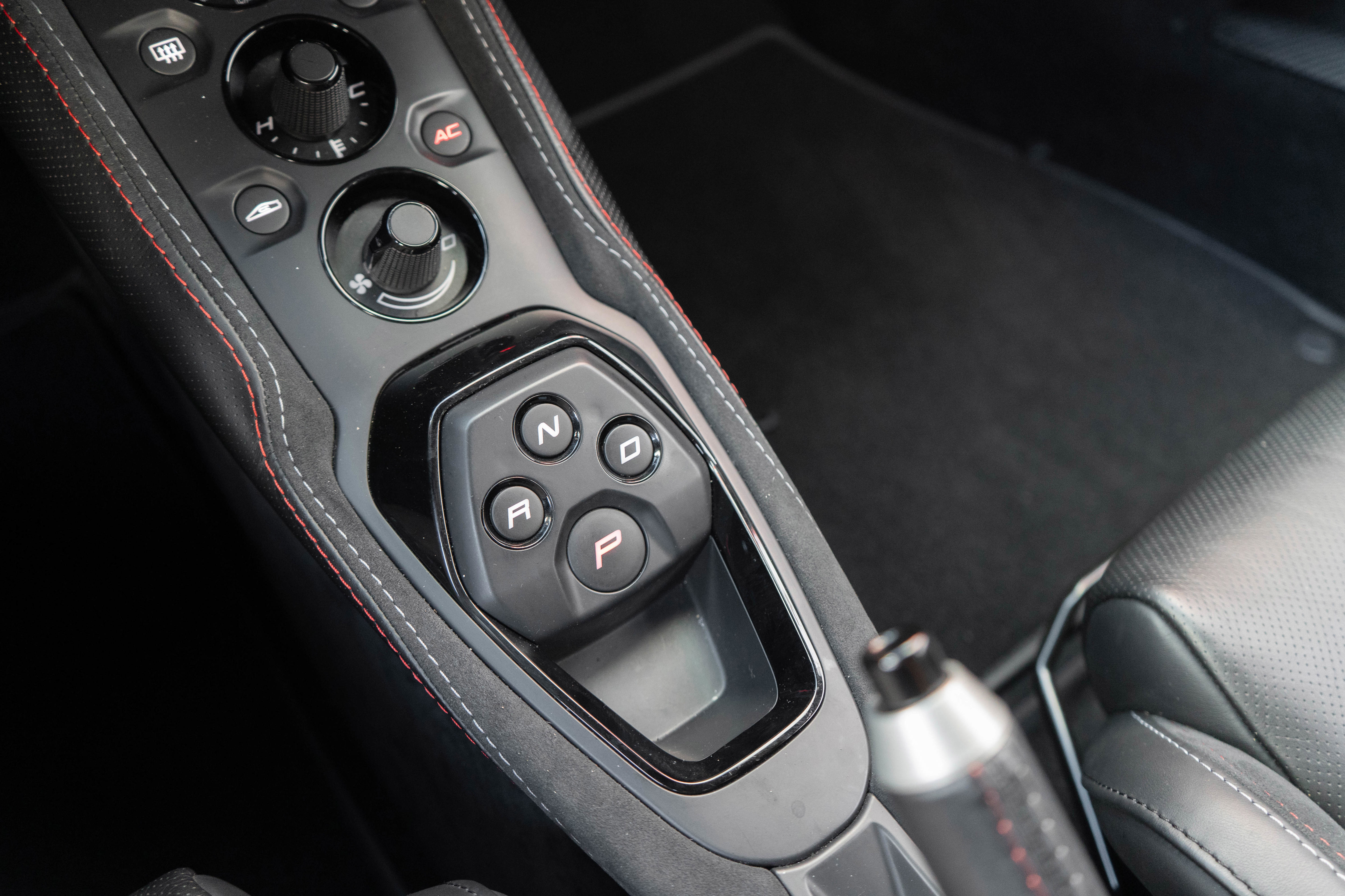Used 2020 Lotus Evora RWD image 23