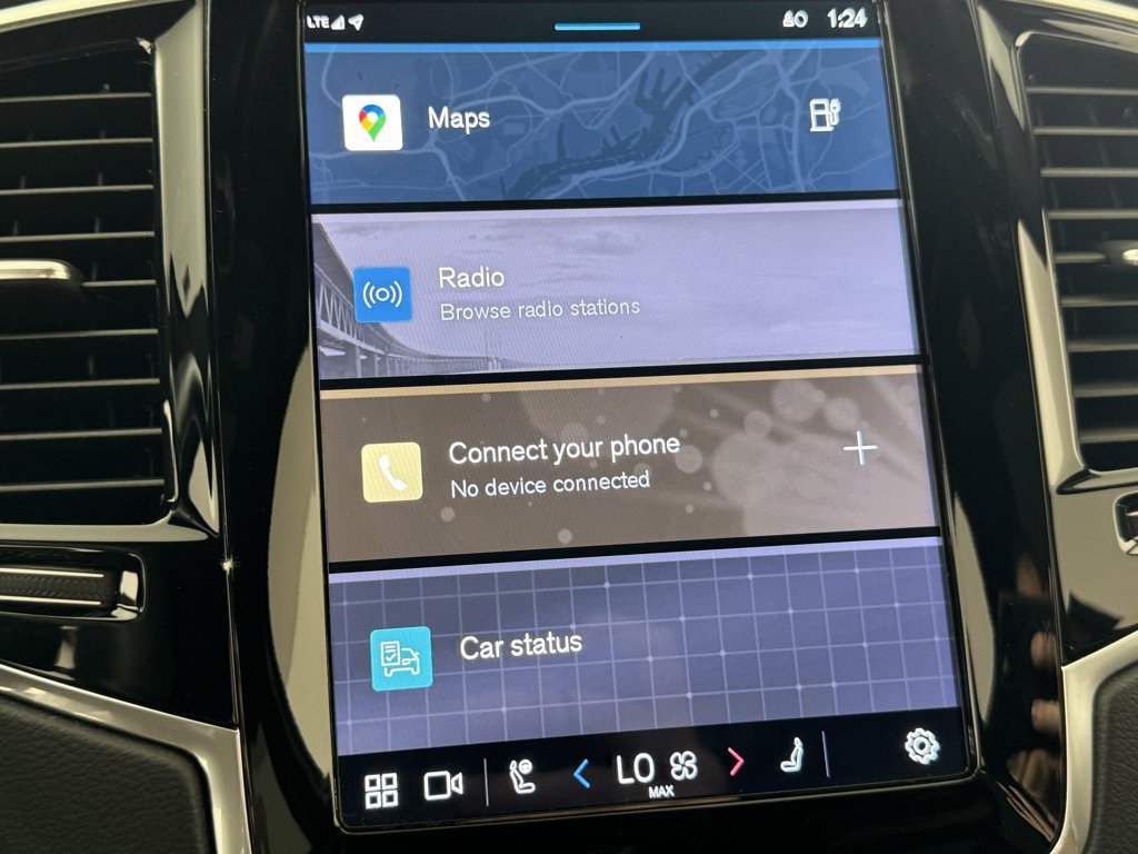 Certified 2024 Volvo XC90 T8 Ultimate w/ Protection Package Premier image 25