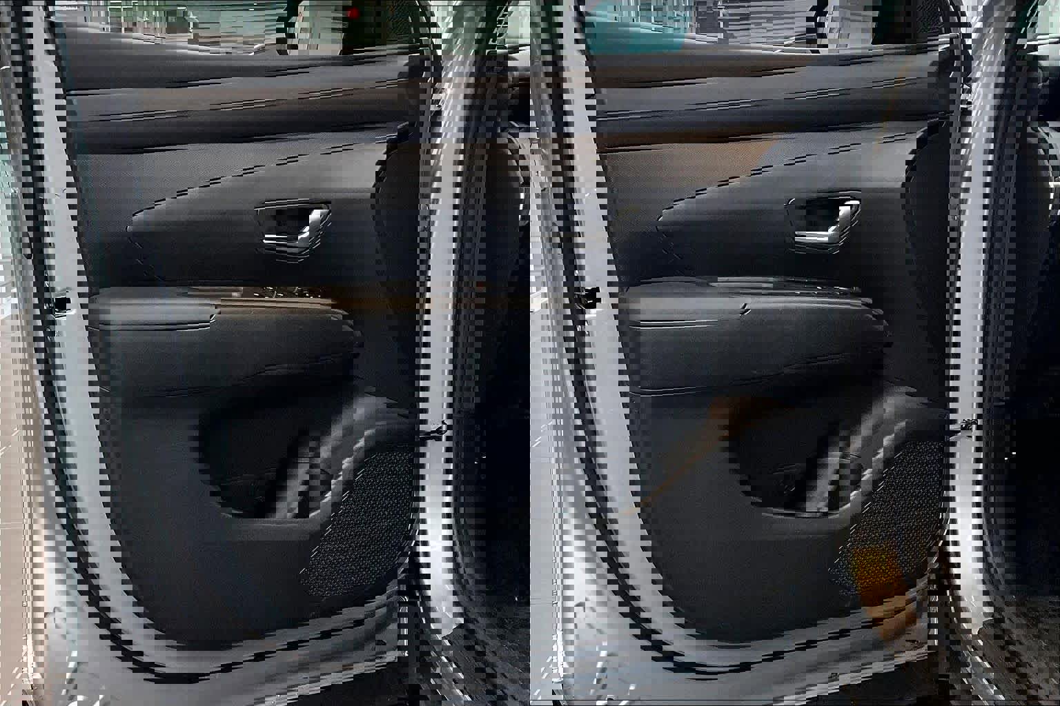 Used 2025 Hyundai Tucson SE image 38