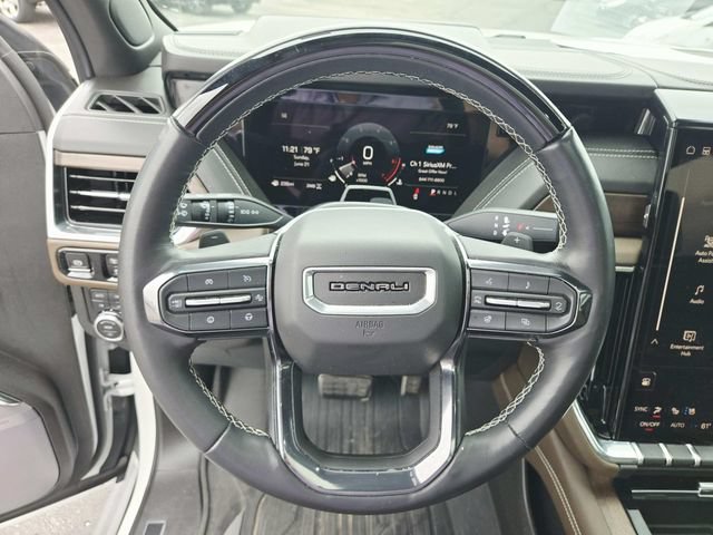 Used 2025 GMC Yukon Denali Ultimate AWD/4WD image 21