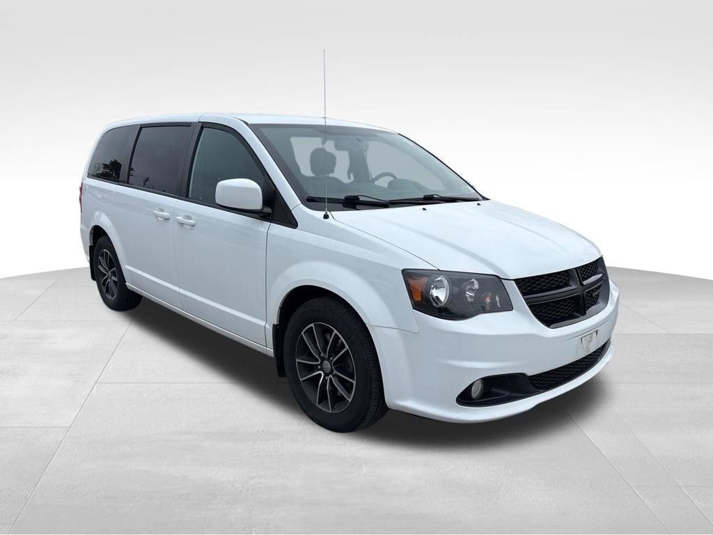 Used 2018 Dodge Grand Caravan SXT w/ Driver Convenience Group image 4
