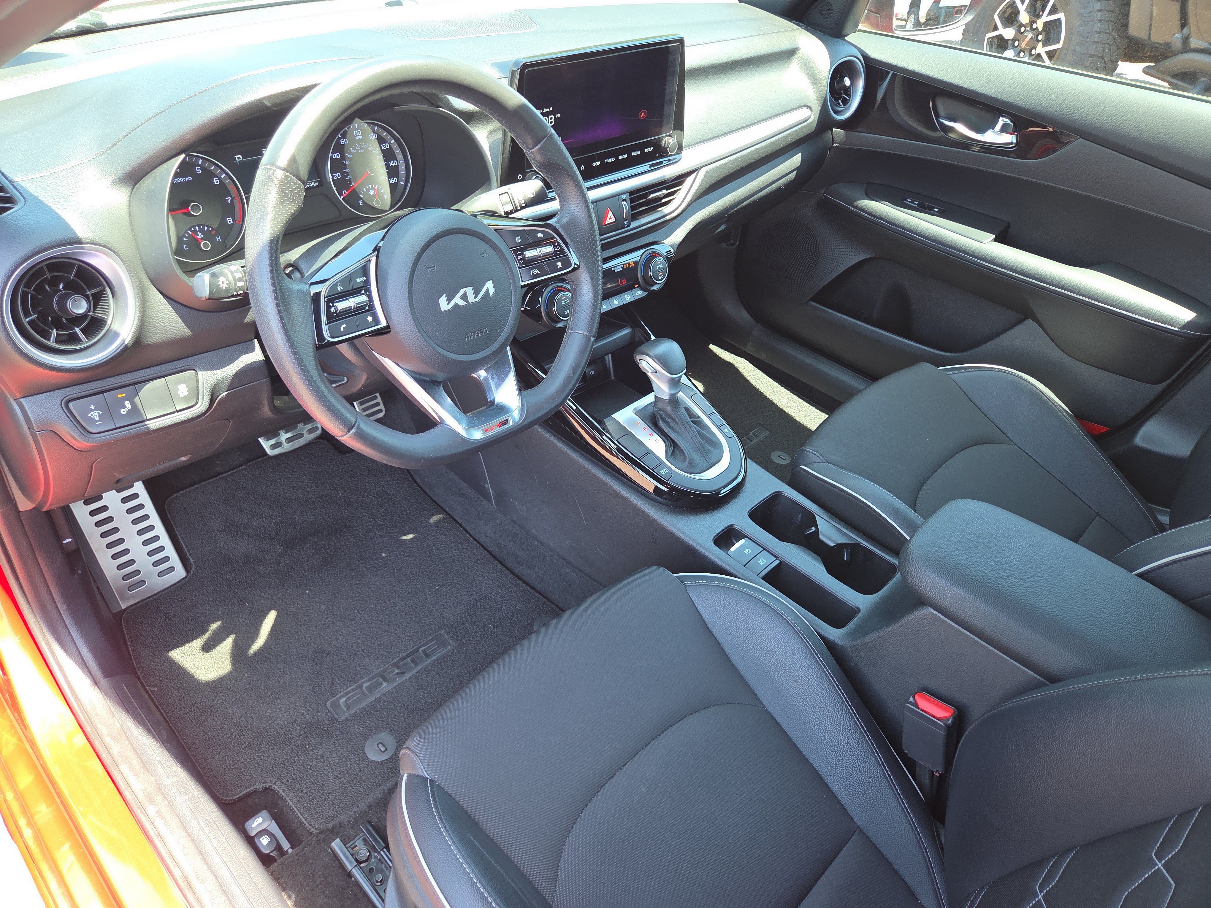 Used 2024 Kia Forte GT-Line FWD image 15