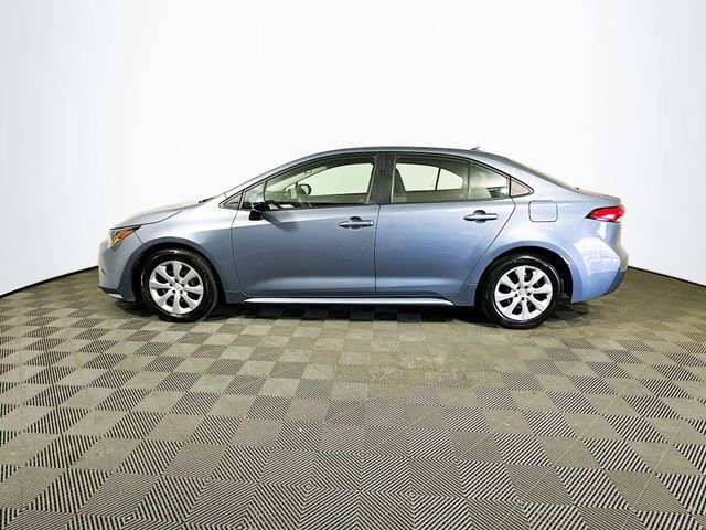 Used 2023 Toyota Corolla LE image 5