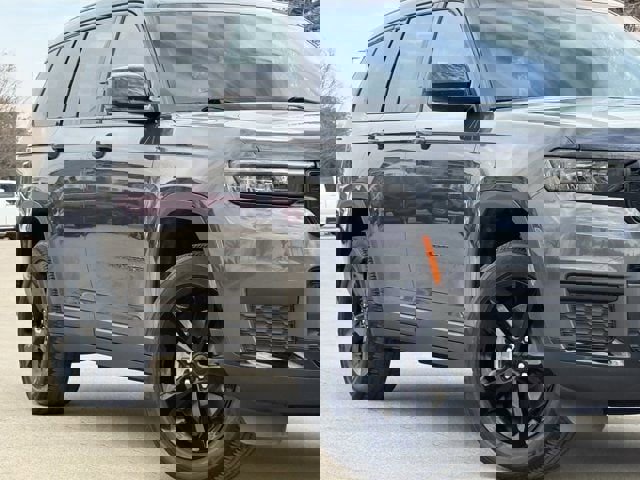 Used 2024 Jeep Grand Cherokee L Altitude image 3