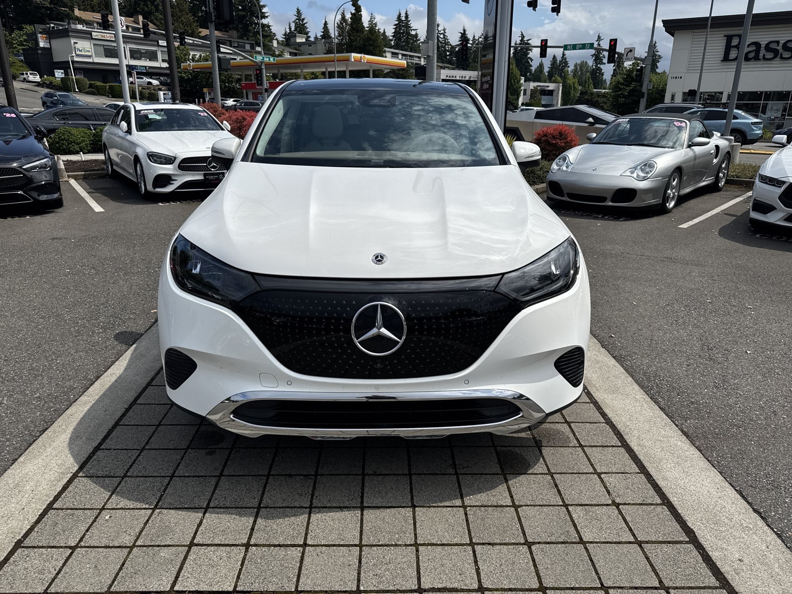 Used 2023 Mercedes-Benz EQE 350+ 4MATIC SUV image 2