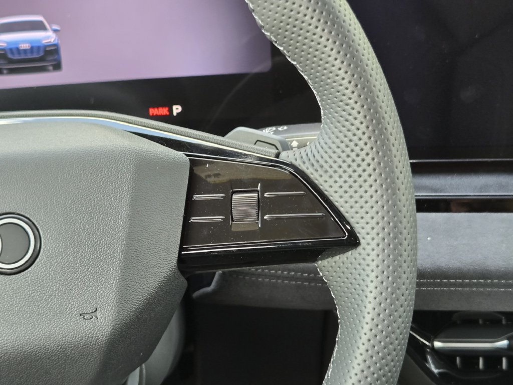 New 2027 Audi SQ6 e-tron Prestige AWD/4WD image 33