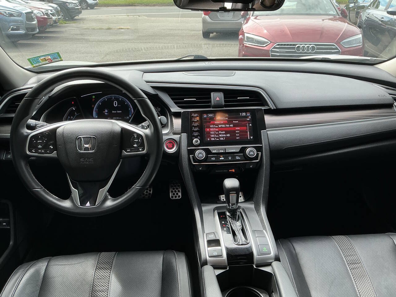 Used 2019 Honda Civic Touring image 28