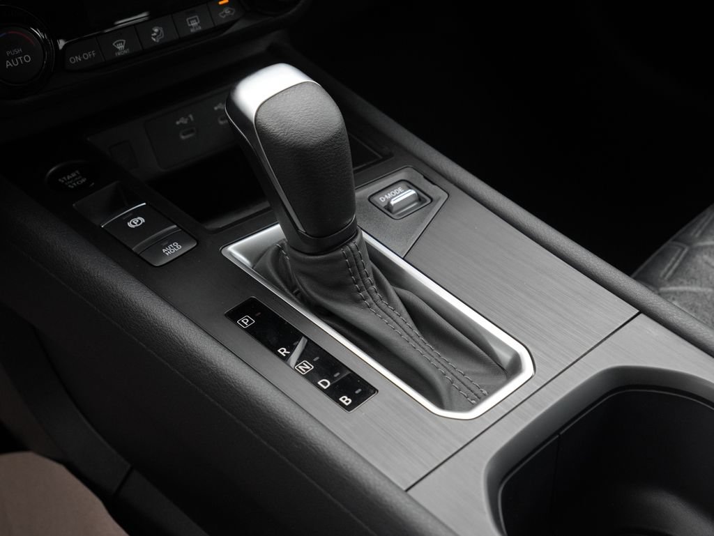 New 2026 Nissan Kicks SV FWD image 19