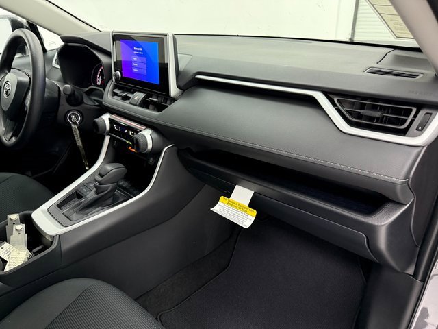 New 2025 Toyota RAV4 LE image 9