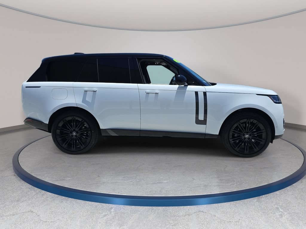 Certified 2025 Land Rover Range Rover SE AWD/4WD image 4