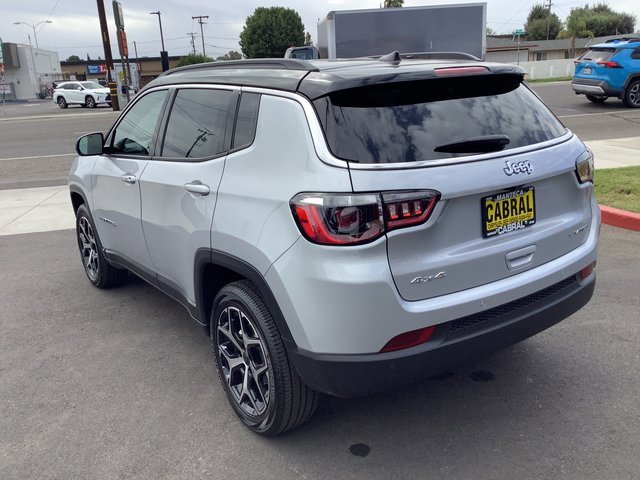 New 2026 Jeep Compass Limited image 21