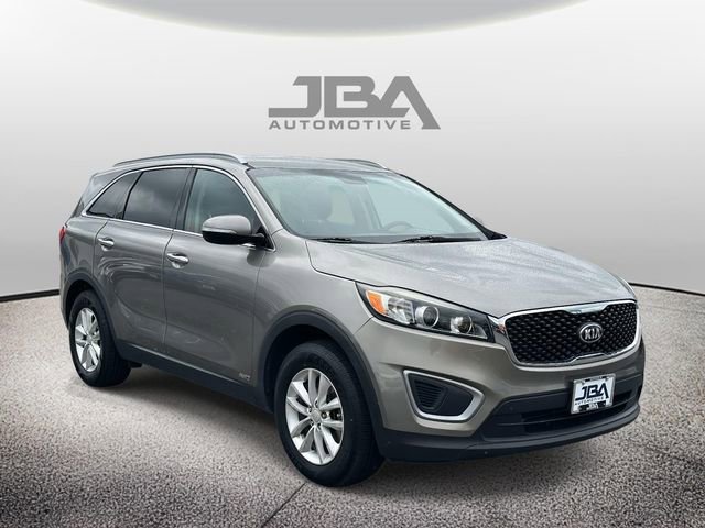 Used 2016 Kia Sorento LX w/ LX Convenience Package