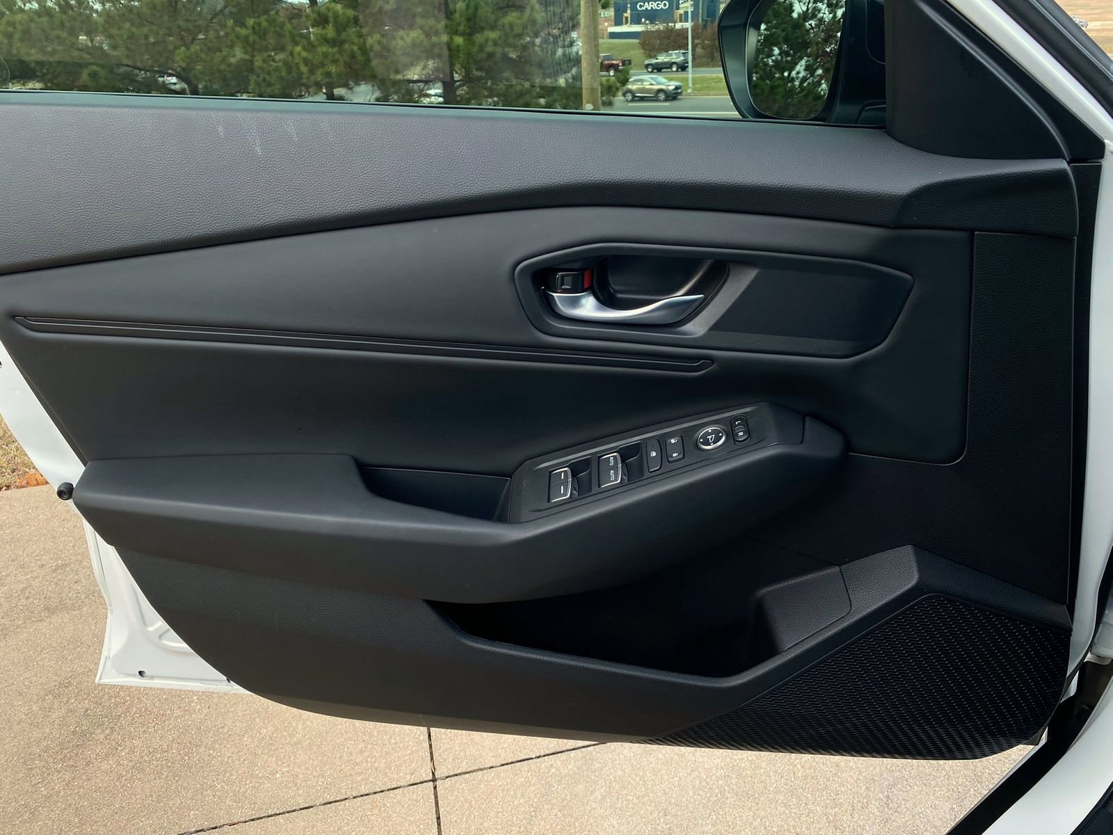 Used 2025 Honda Accord SE image 25