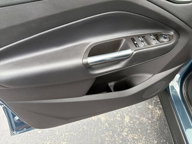 Used 2019 Ford Escape SEL AWD/4WD image 12