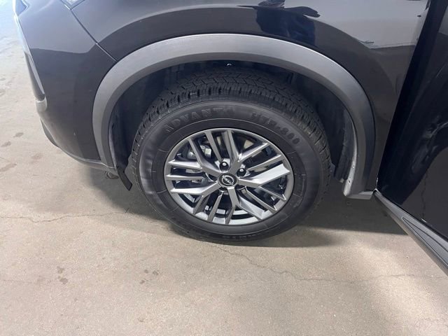 Used 2024 Nissan Rogue S image 29