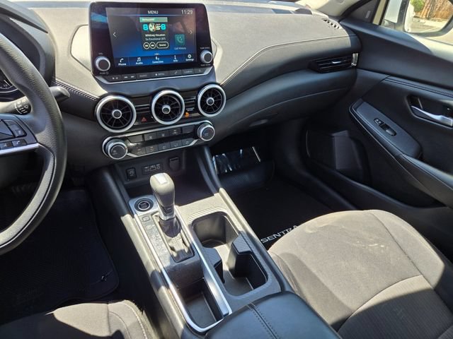 Used 2024 Nissan Sentra SV FWD image 18