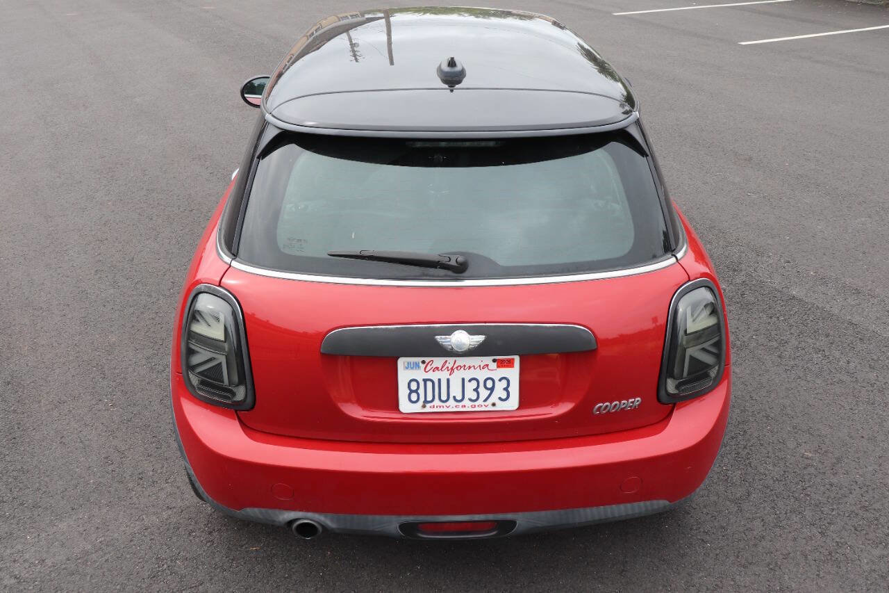 Used 2014 MINI Cooper 2-Door Hardtop FWD image 7