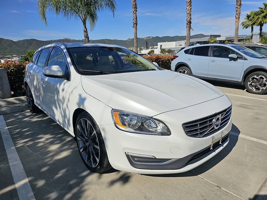 Used 2015 Volvo V60 T5 Premier w/ Protection Package image 4