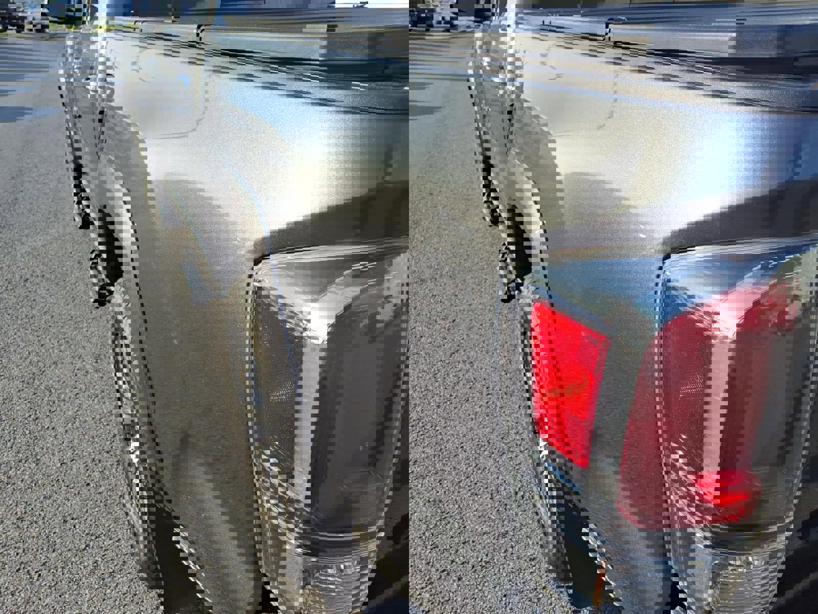 Used 2021 Toyota Tacoma Limited w/ Blackout Package (TMS) image 19