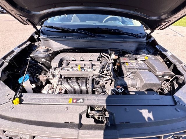 Used 2026 Hyundai Venue SE FWD image 28