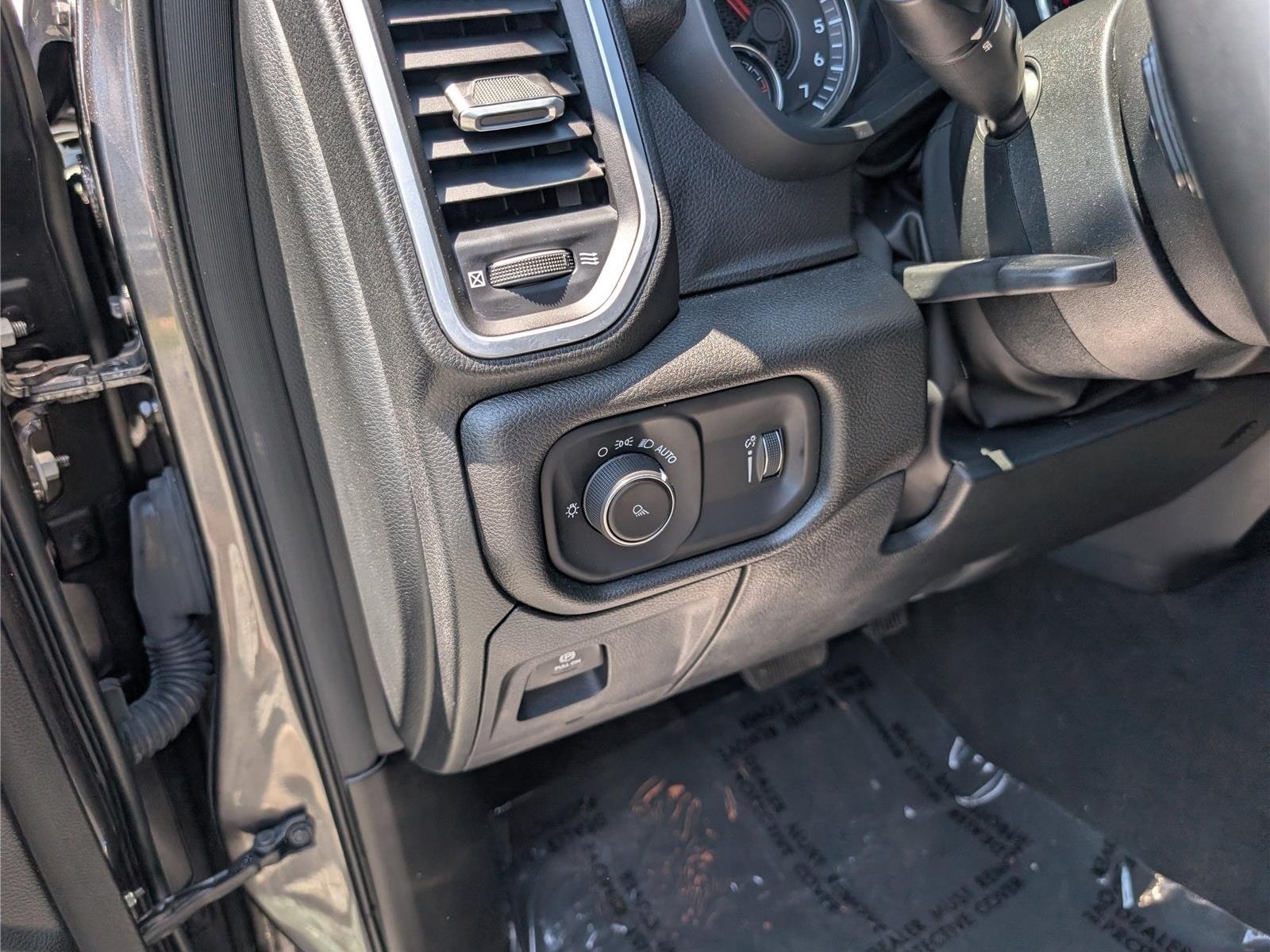 Used 2023 RAM 1500 Big Horn AWD/4WD image 20