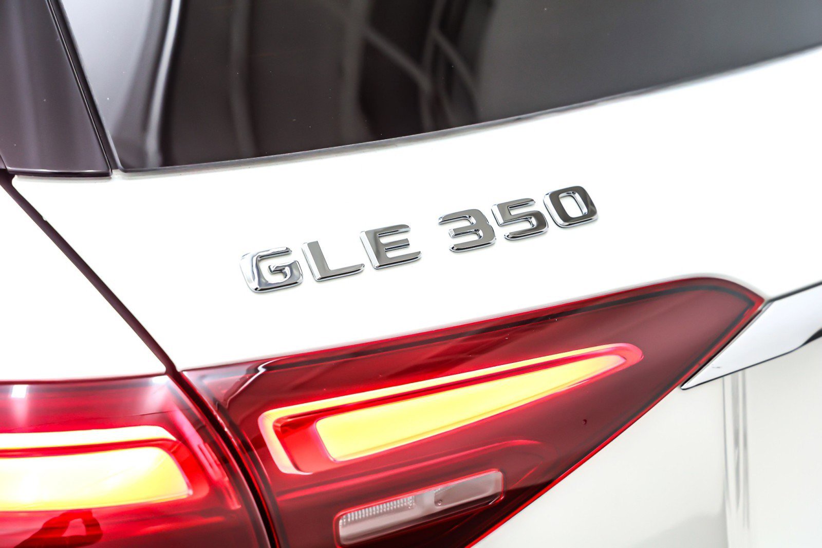 Certified 2024 Mercedes-Benz GLE 350 4MATIC image 11