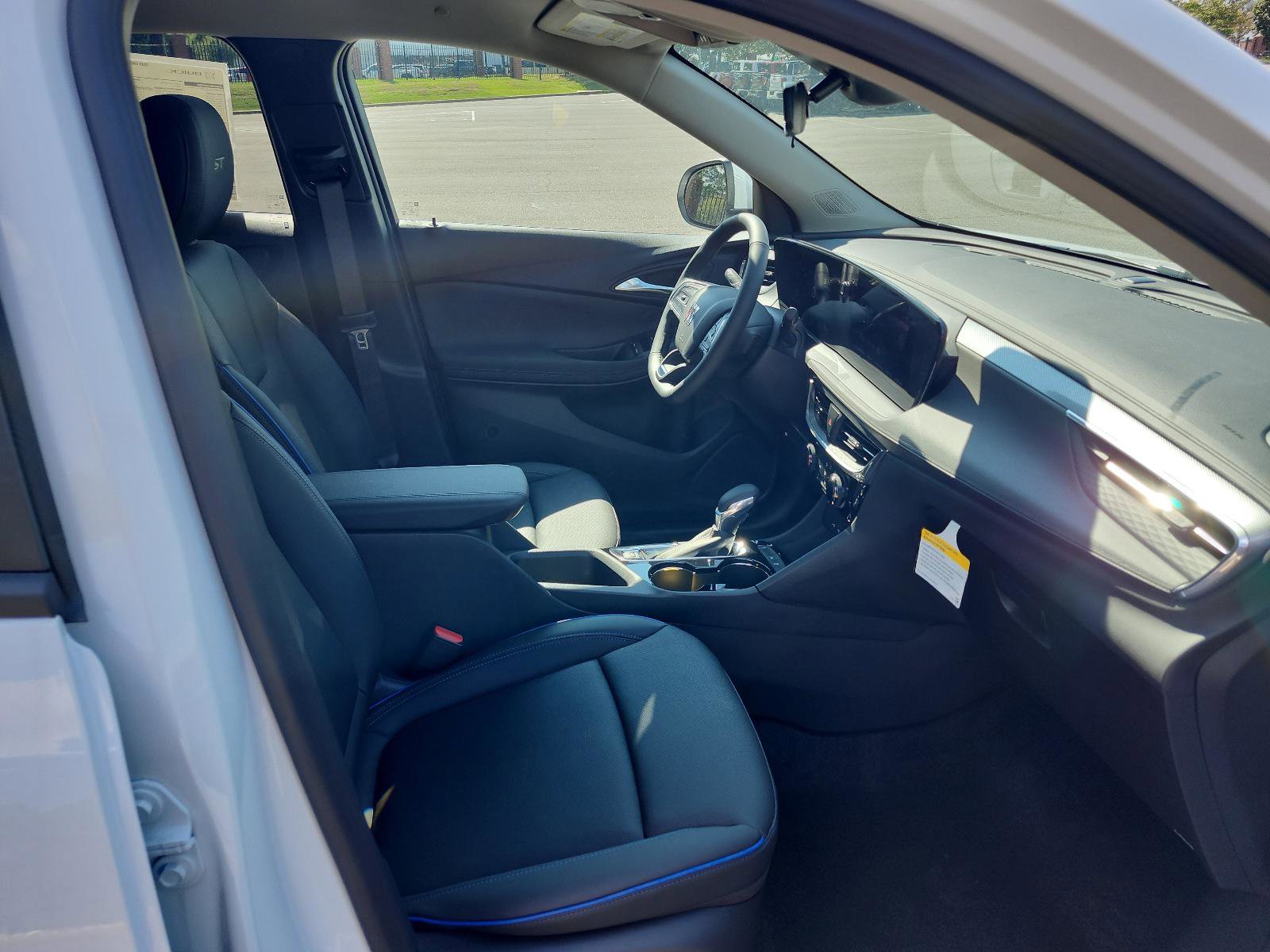 New 2026 Buick Encore GX Sport Touring w/ Comfort Package image 7