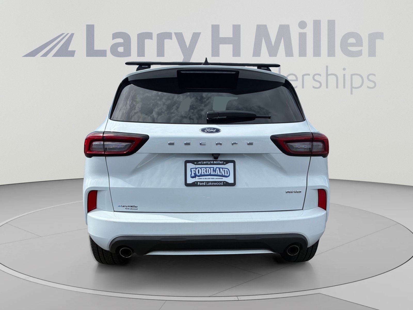 Used 2023 Ford Escape ST-Line AWD/4WD image 4