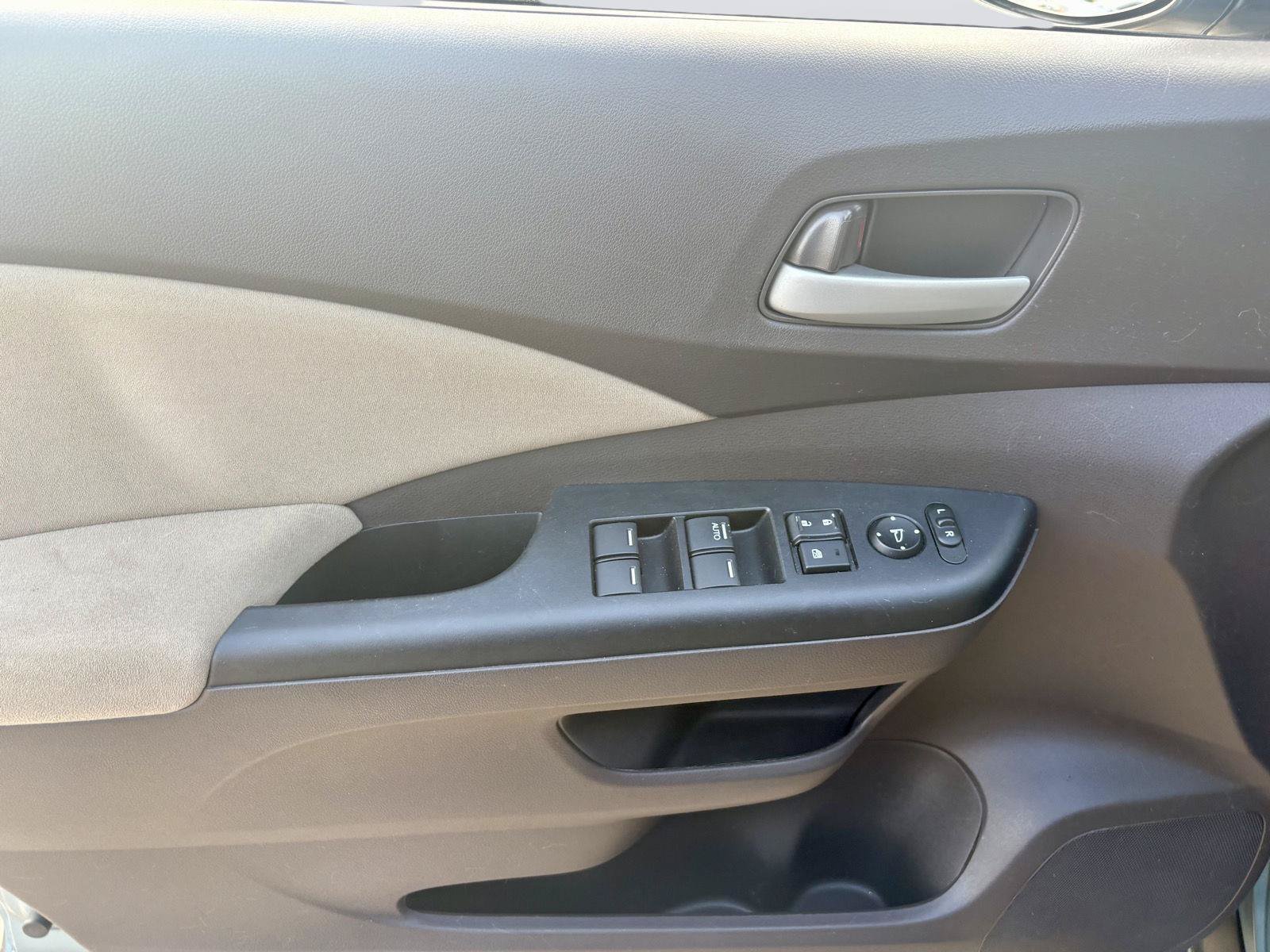 Used 2014 Honda CR-V EX image 11