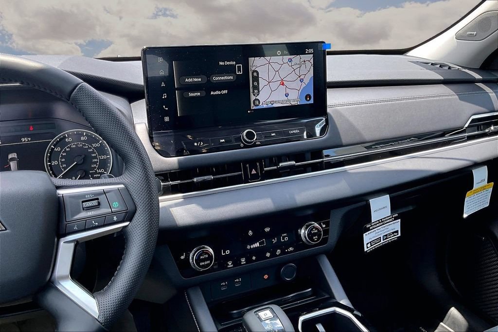 New 2026 Mitsubishi Outlander AWD image 7